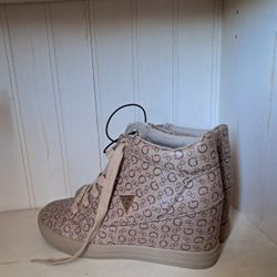 Guess Wedge Sneakers 🌸
