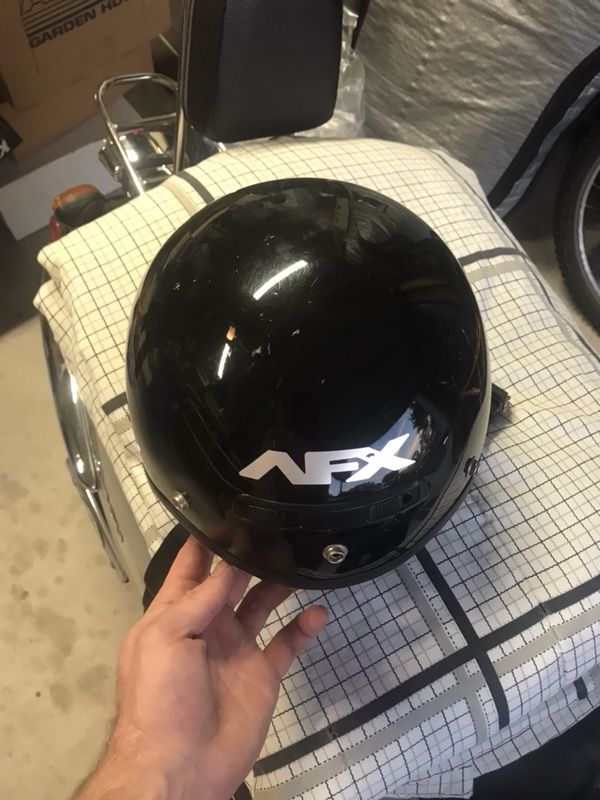 Motorcycle/scooter helmet