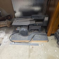 16" Craftsman Scroll Saw. 
