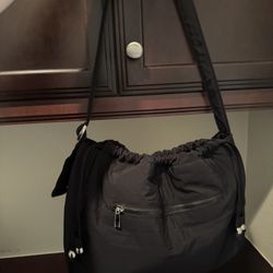 Medium Black Purse