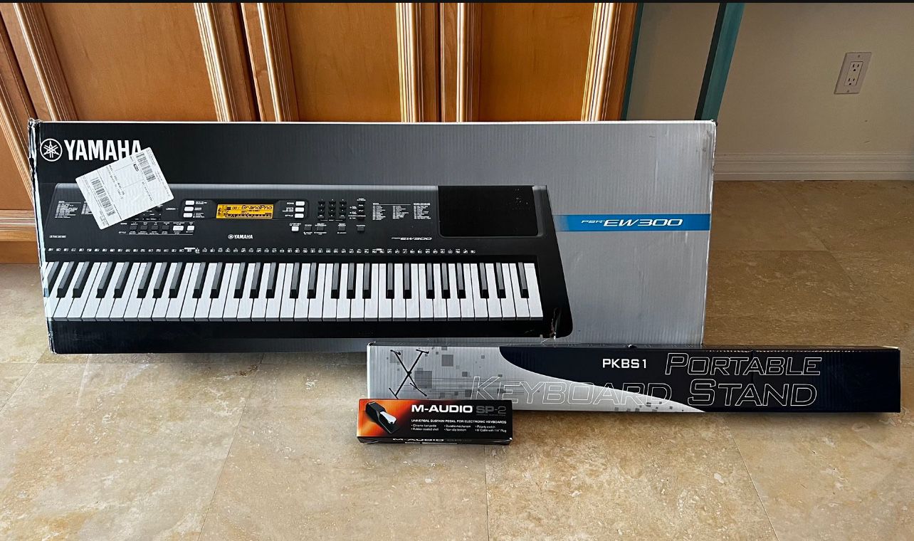 New In Box Yamaha Keyboard PSREW300 With Power Adapter With Stand With Foot Pedal 