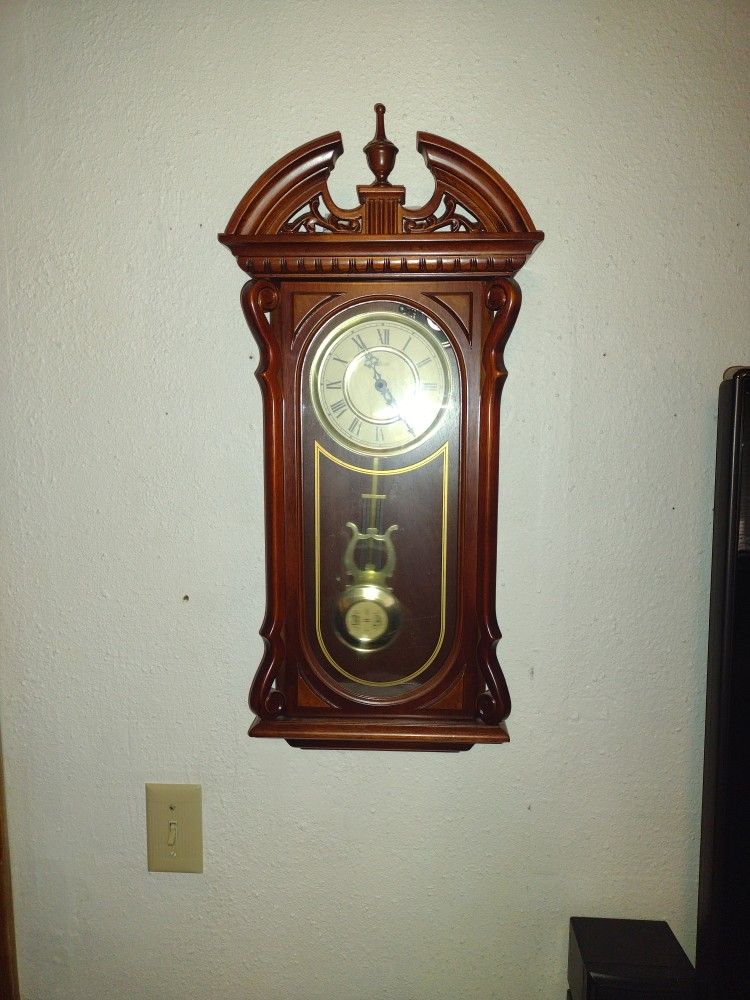 Hermle Pendulum Wall Clock for Sale in Spanaway, WA OfferUp