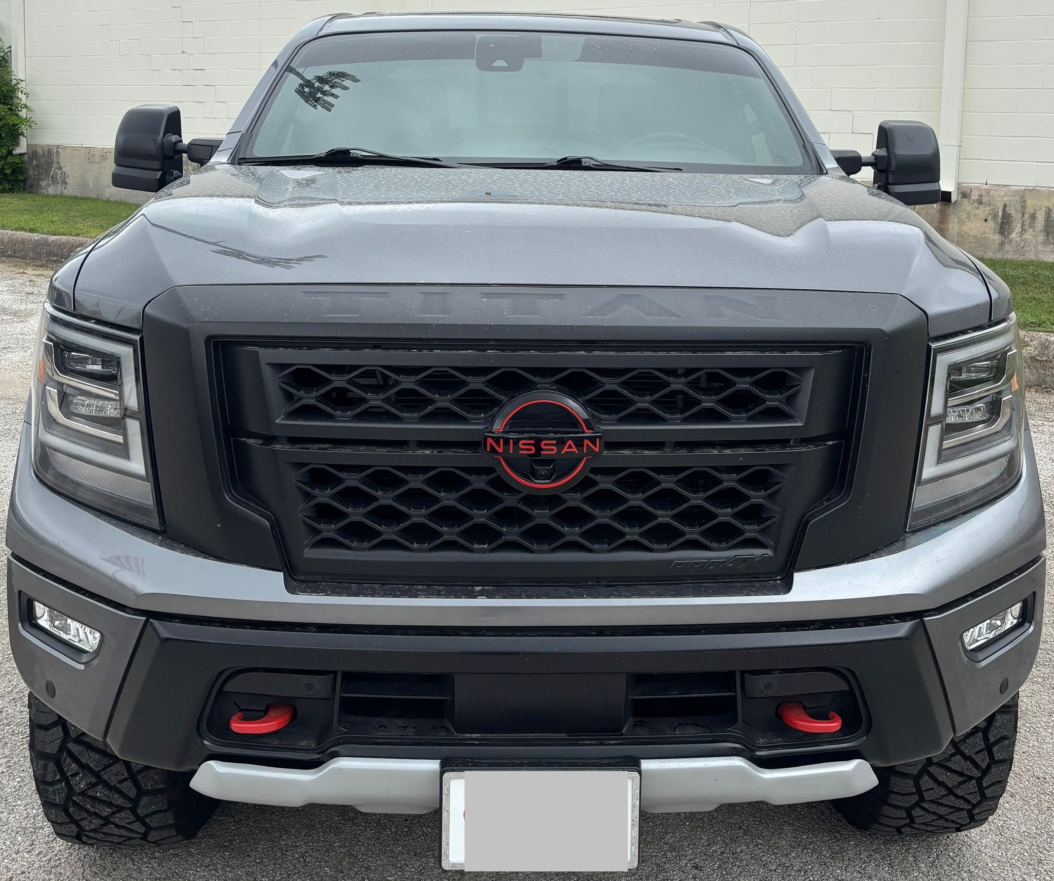 2023 Nissan Titan