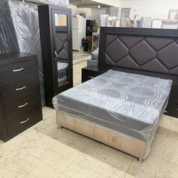 New Brown Bedroom Set (King/Queen/Full)