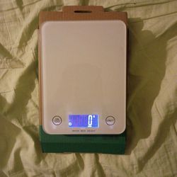Digital Scale ⚖️ With Large Face Brand New Condition 
