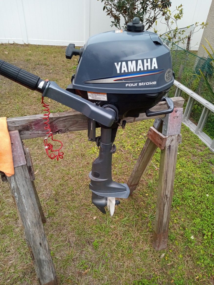 Yamaha, 2.5 Horsepower, Four-stroke, Outboard. Like New
