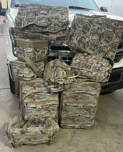 Pioneer Inn Luggage  Set 