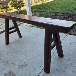 Red Lacquer Style Bench