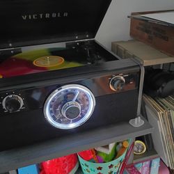 Victrola record player