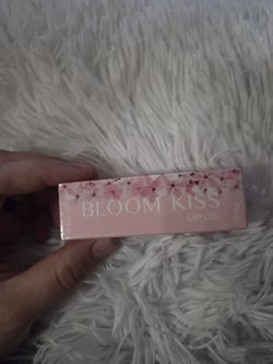 Blooming Kiss Lip Oil By Miss Lil