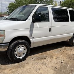 2010 Ford Econoline