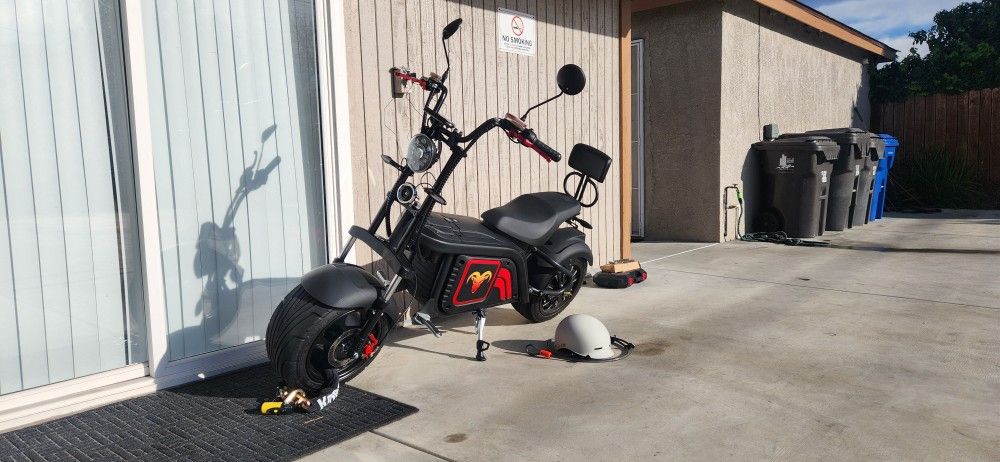 Goat Power Bikes Hulk Goat 3KW 49 mph!!! Electric E bike, E scooter