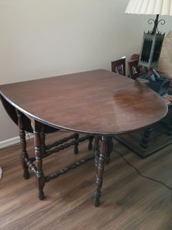 Antique Gateleg Solid Wood Table