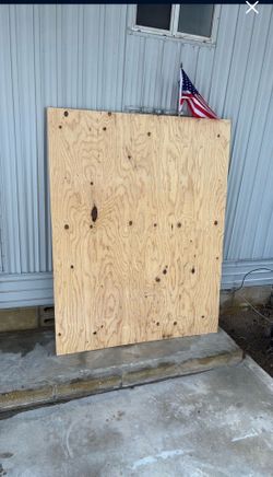 Plywood sheet