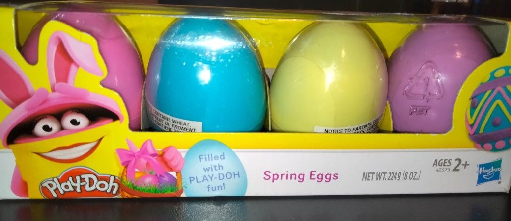 Play-Doh Treat Without The Sweet Spring Eggs 4 Pack
