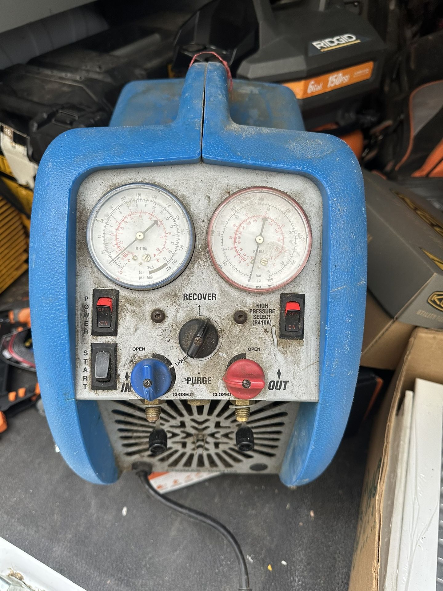 Refrigerant Recovery Machine