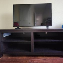 Tv table