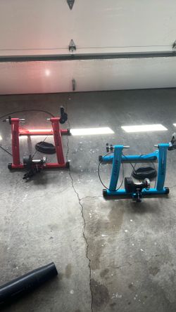 Bike training stands