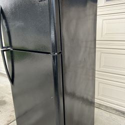 Refrigerator Frigidaire Electrolux 