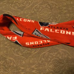 Falcons Fleece Scarf