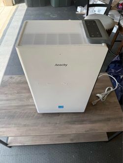 Aeocky Air Purifier with Touch Control Panel