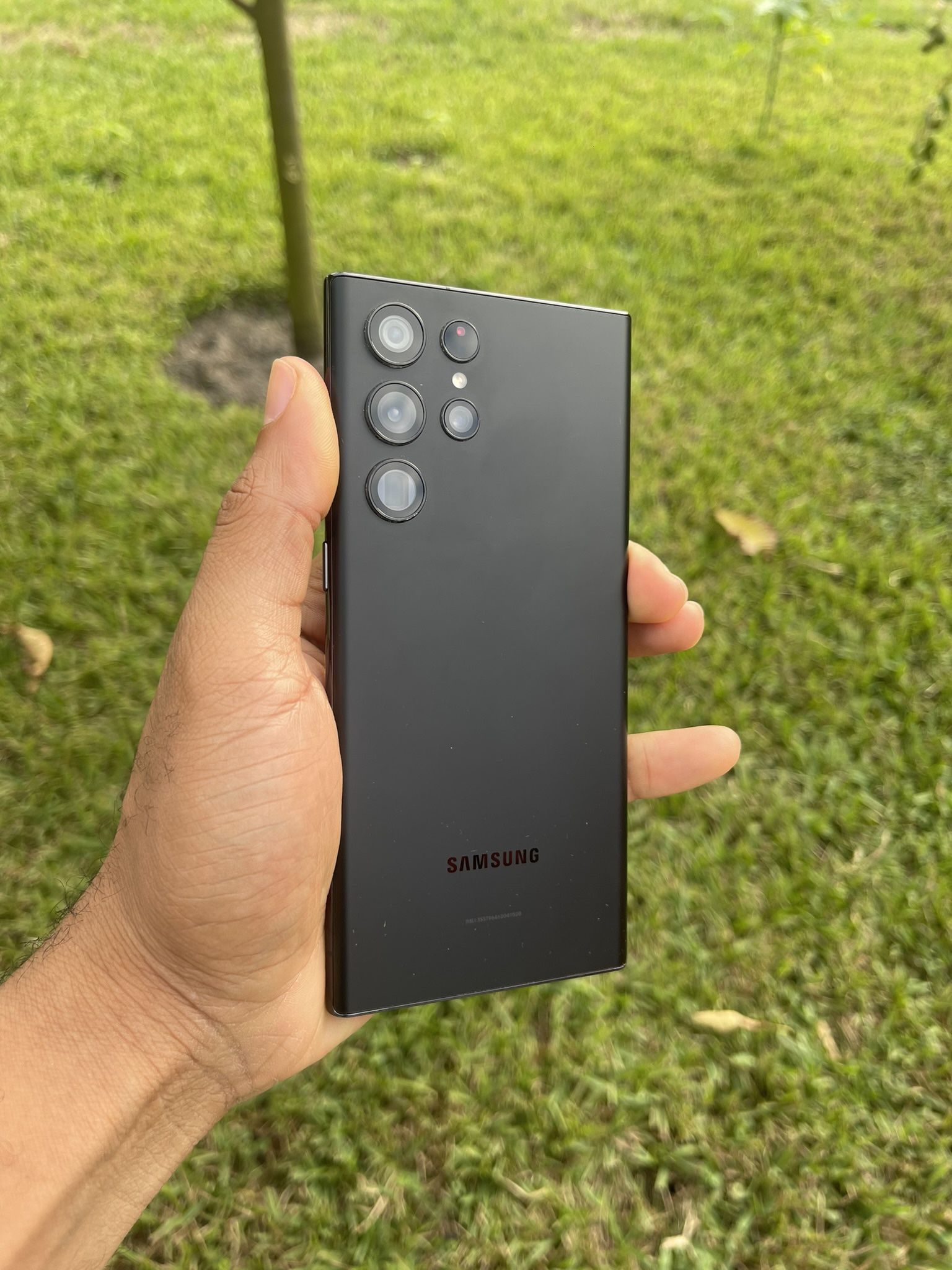 UNLOCKED SAMSUNG GALAXY S22 ULTRA / LOW PRICES