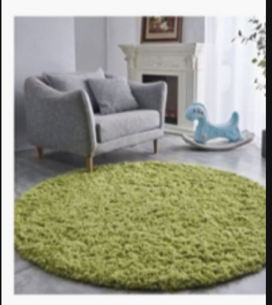 Brand New 48” Round Rug
