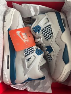 Jordan 4s Military Blues 