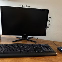 Acer Monitor With Microsoft Mouse And Keyboard 