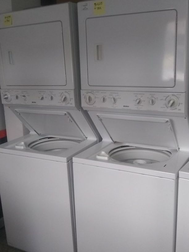 Used Excellent Condition Kenmore Washer And Electric Dryer Stackable