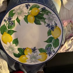 Royal Norfolk lemon 10.25 dinner plates