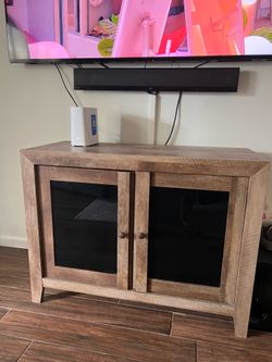 Tv console