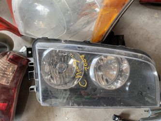 Passenger headlight for 2007 - 2010 Dodge Charger