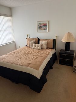 Bedroom set including the mattress