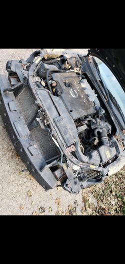2005 Nissan altima radiator support