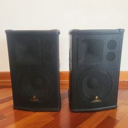 Passive Speakers 1,200 Watts 12" Beringher Eurolive B1220Pro