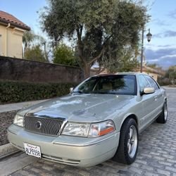 2004 Mercury Grand Marquis