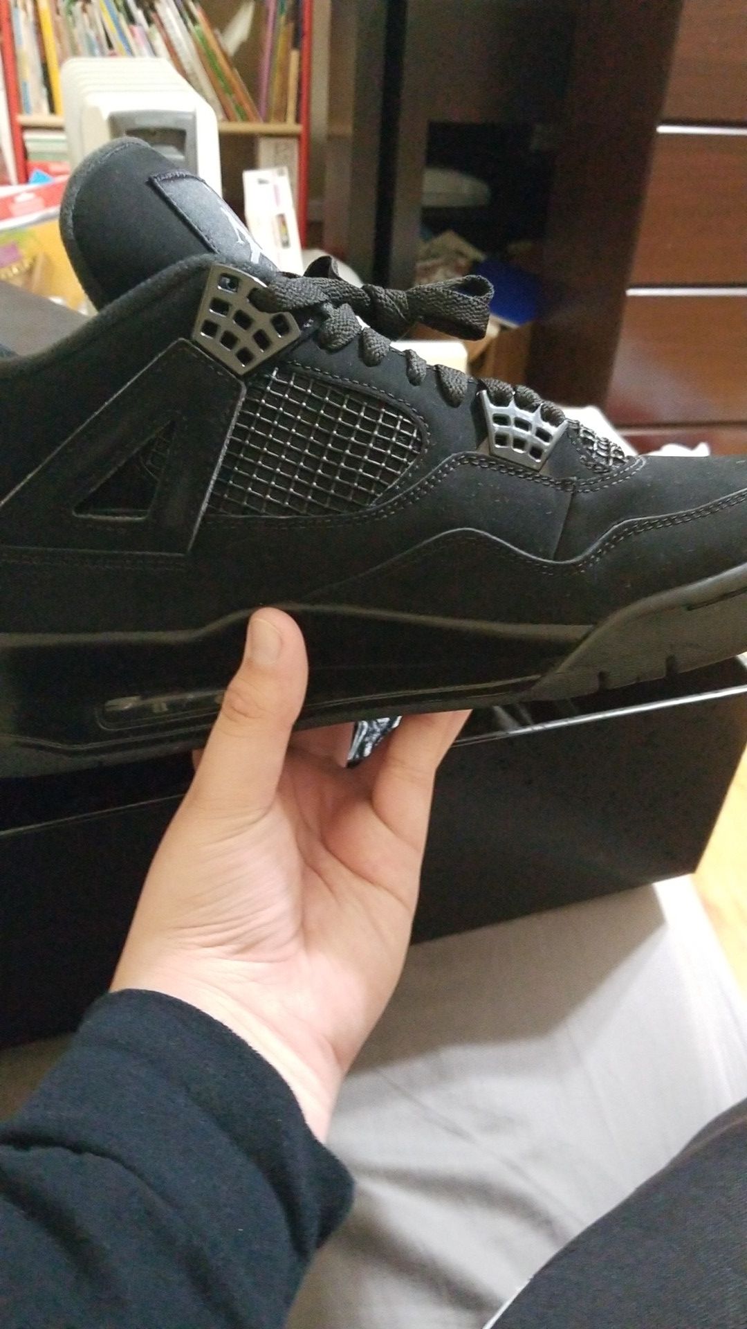 Jordan retro 4 black cat new size 10.5