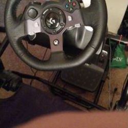 Logitech g920 with 3 peddle and 6speed manual with seat for sell or trade