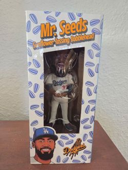 Dodgers - Teoscar Hernandez  /  Mr.Seeds   Bobblehead