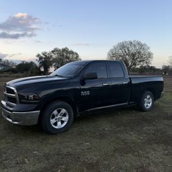 Ram 1500 SLT 2013