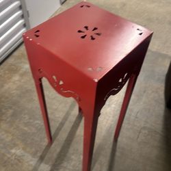 Free Side Table