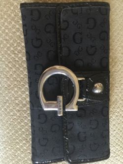 Guess wallet