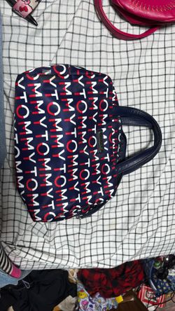 Tommy Hilfiger makeup bag 