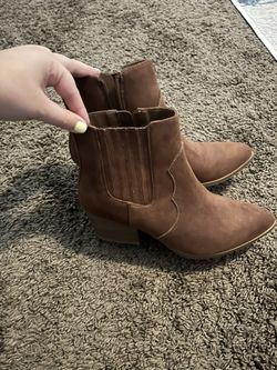 Women’s Booties