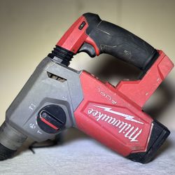 Milwaukee Rotomartillo