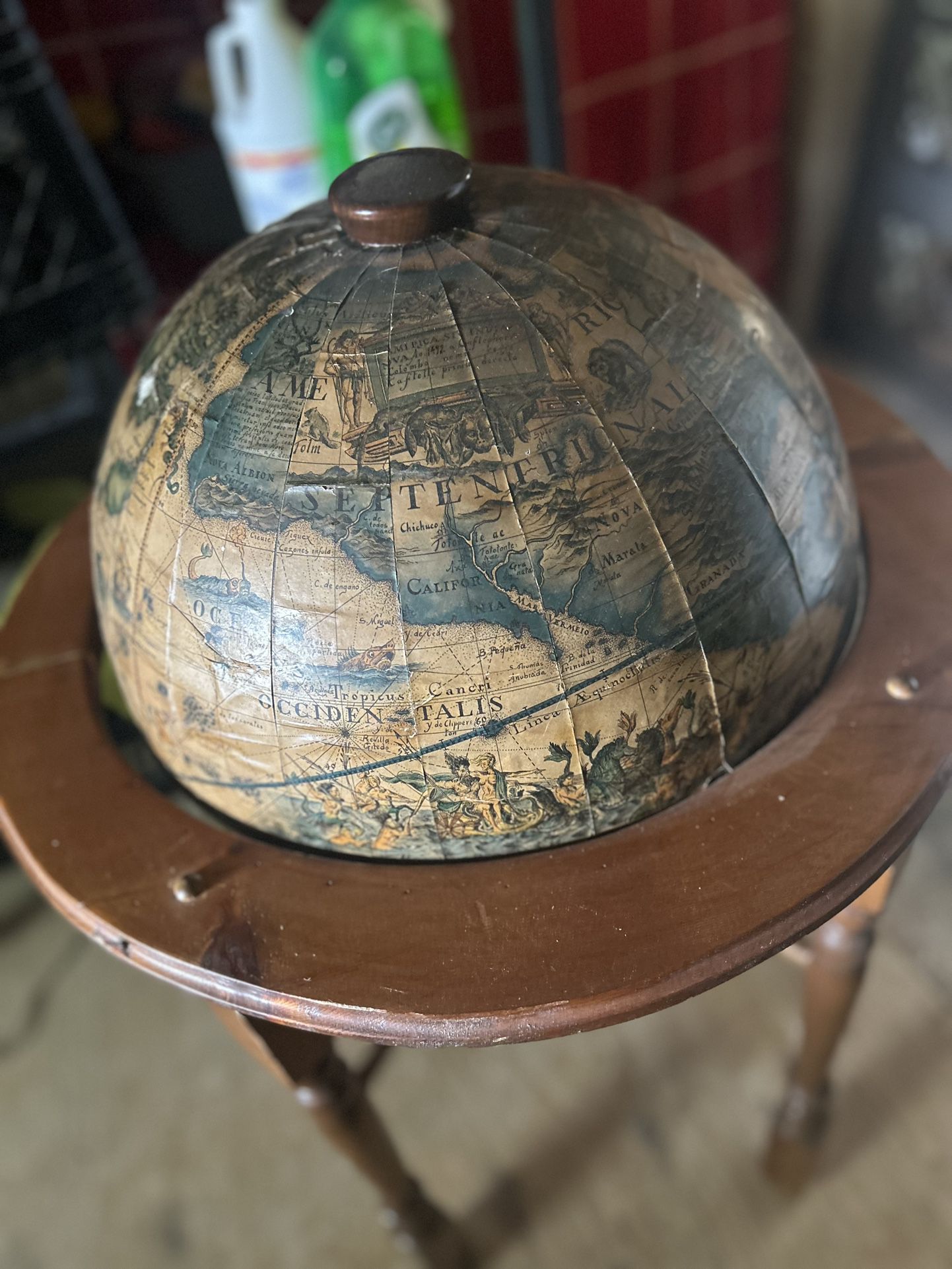 Globe Storage Table 