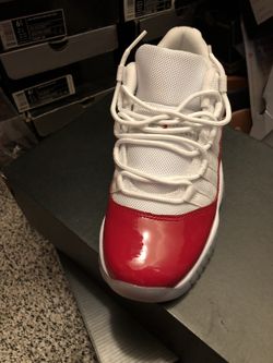 Jordan 11’s low