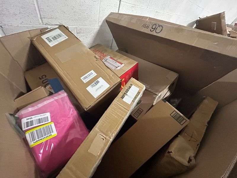 Big amazon pallets of merchandise $325