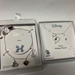 Disney Mickey And Minnie Accessories (New)